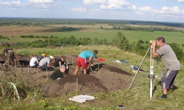 АРХЕОЛОГИЧЕСКИЕ РАЗВЕДКИ 2006 ГОДА В ЧУВАШСКОМ ЗАВОЛЖЬЕ_002